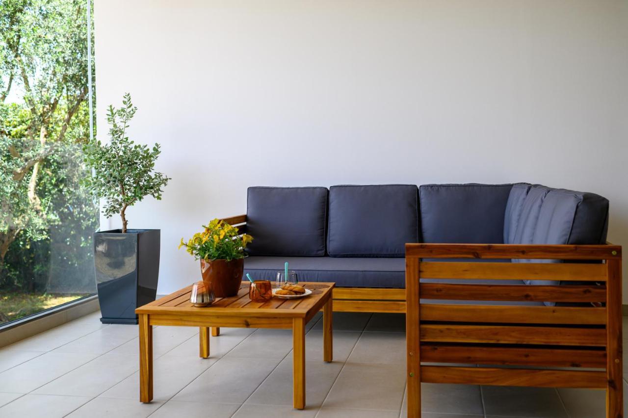 Chic Apartment In Nature, 5-Min Walk To The Beach Kalamata Zewnętrze zdjęcie