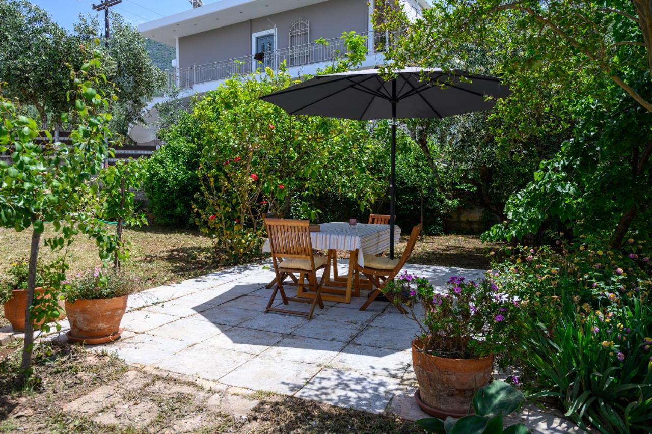 Chic Apartment In Nature, 5-Min Walk To The Beach Kalamata Zewnętrze zdjęcie