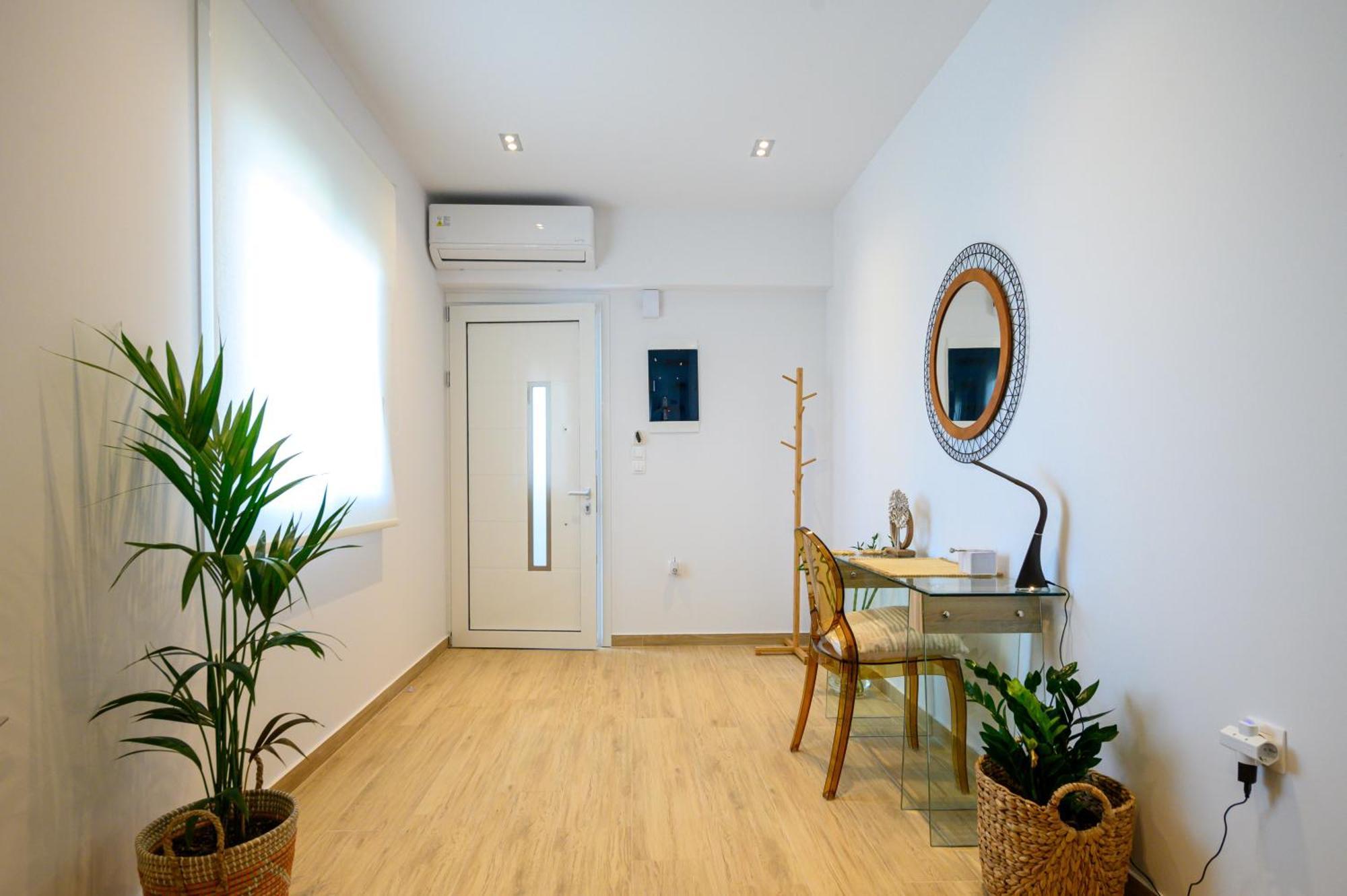 Chic Apartment In Nature, 5-Min Walk To The Beach Kalamata Zewnętrze zdjęcie