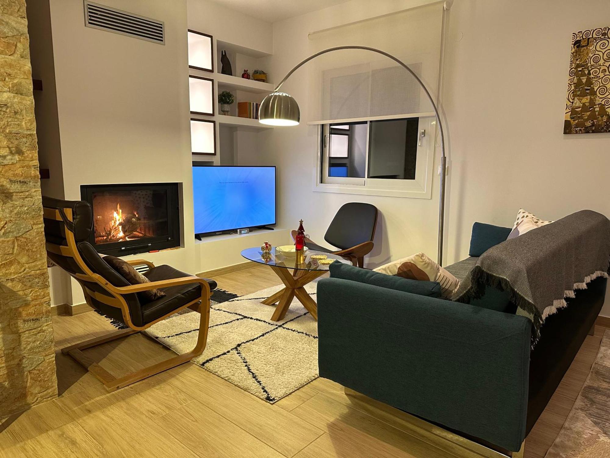 Chic Apartment In Nature, 5-Min Walk To The Beach Kalamata Zewnętrze zdjęcie